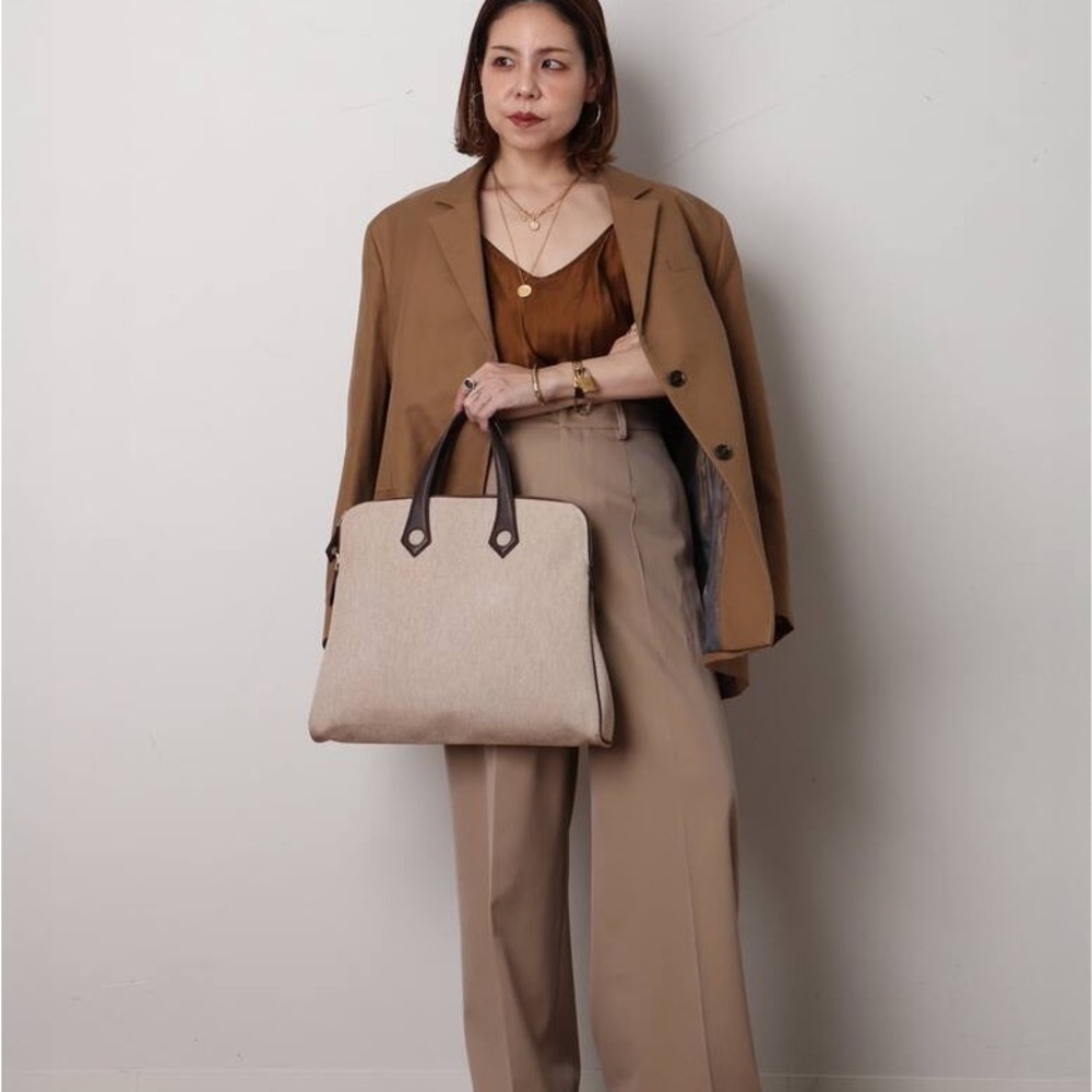 Authentic Hermes HeeBoo Bag - Picture 9 of 10